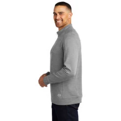 OGIO® Luuma 1/2 Zip Fleece -Portwest Shop OGOG813@2