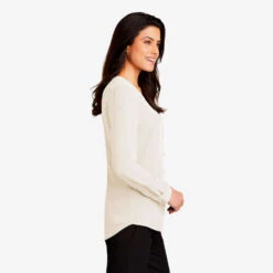 Port Authority ® Ladies' Long Sleeve Button Front Blouse -Portwest Shop PALW700@2